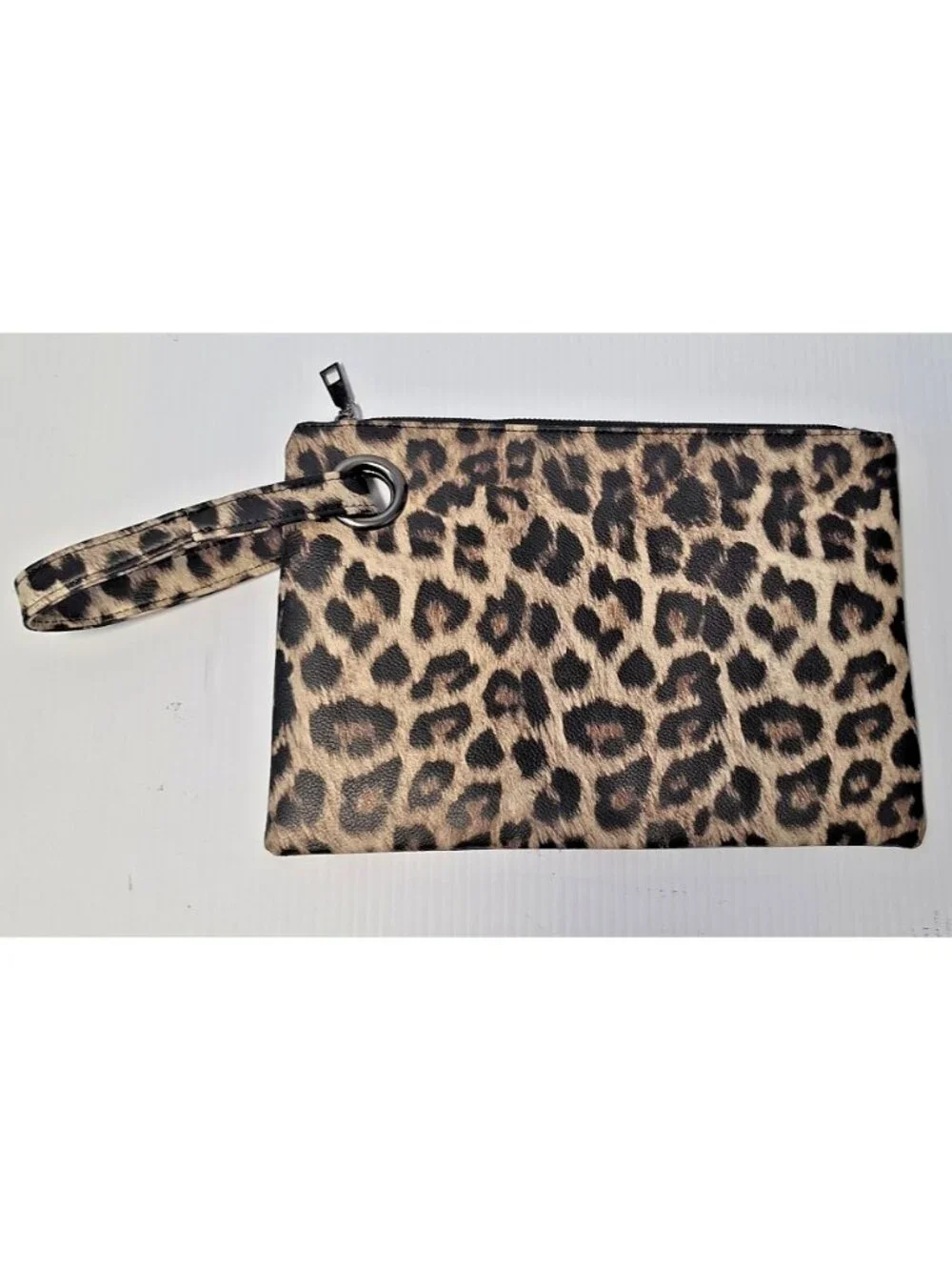 Women's Faux Leather Clutch 12x8 With Inner Pocket Cheetah Leopard Print